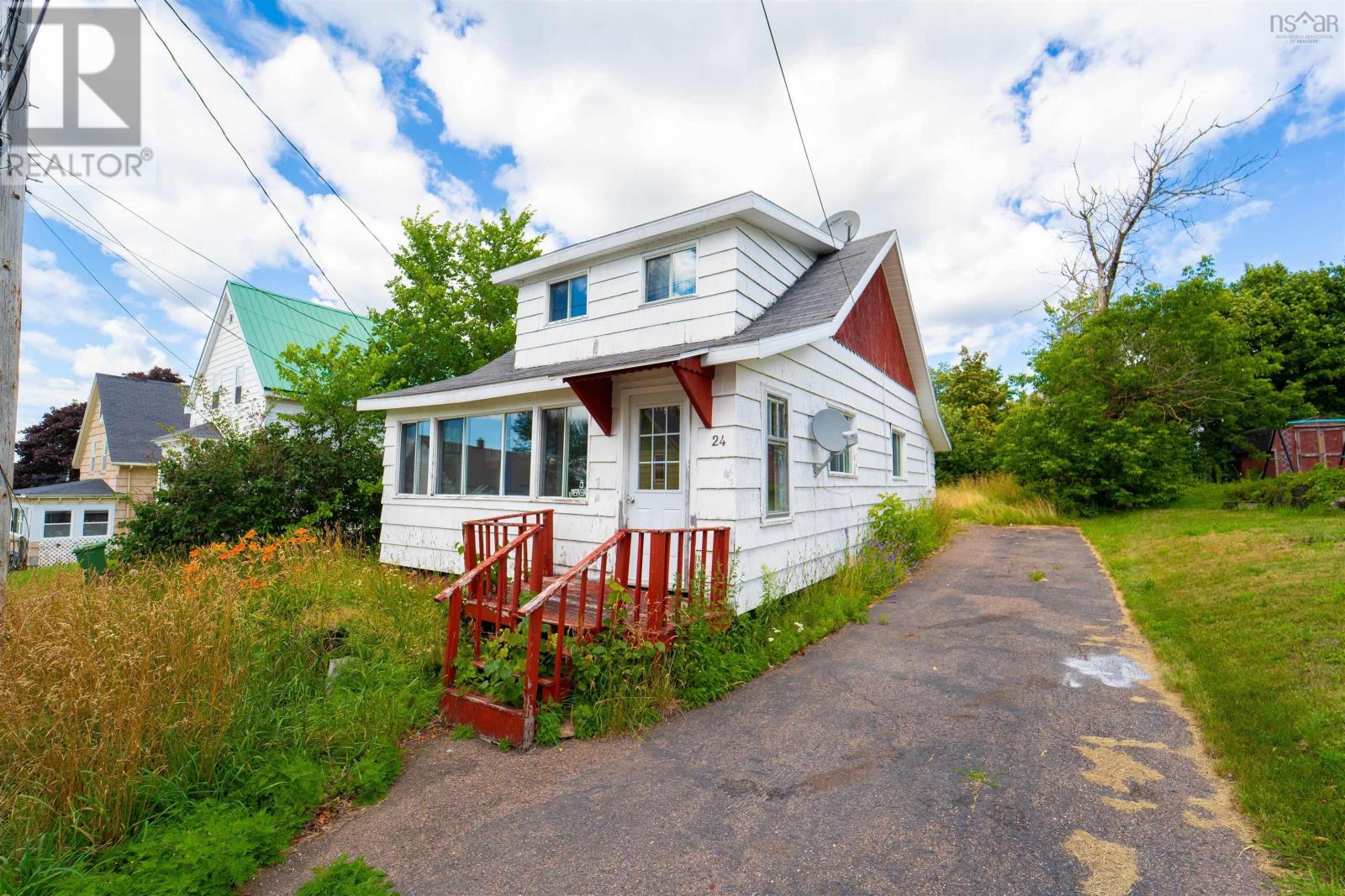 24 Pleasant Street Property Photo 34