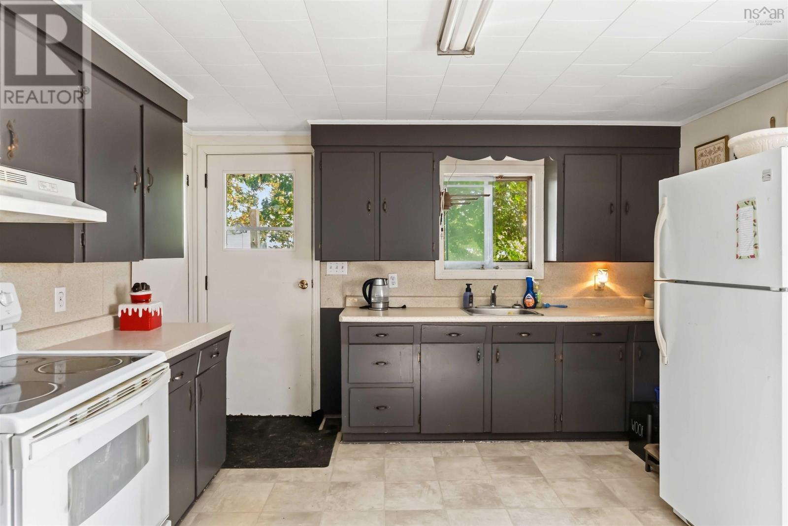 122 Prince William Street Property Photo 7