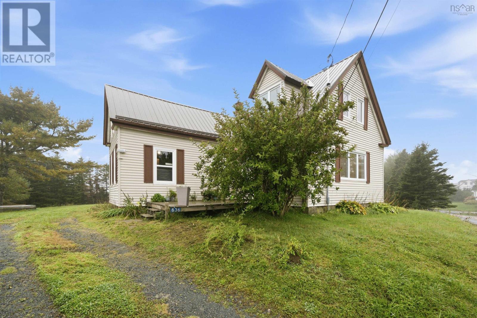 836 East Chezzetcook Road Property Photo 1