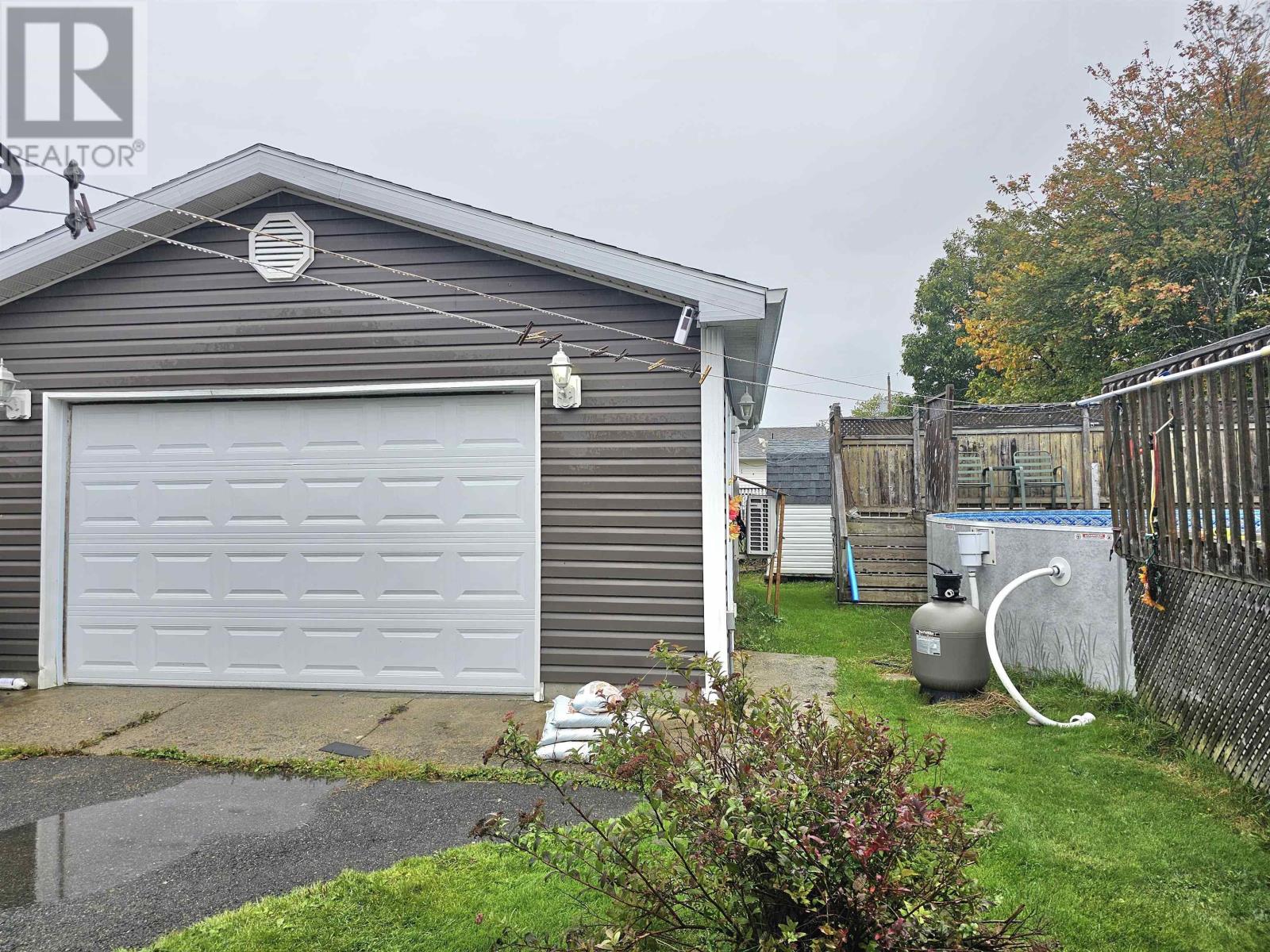 8 Stacey Avenue Property Photo 4