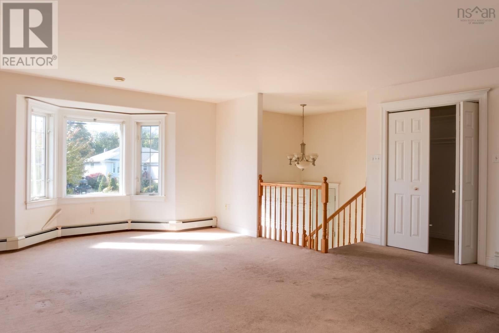 30 Lancaster Drive Property Photo 7