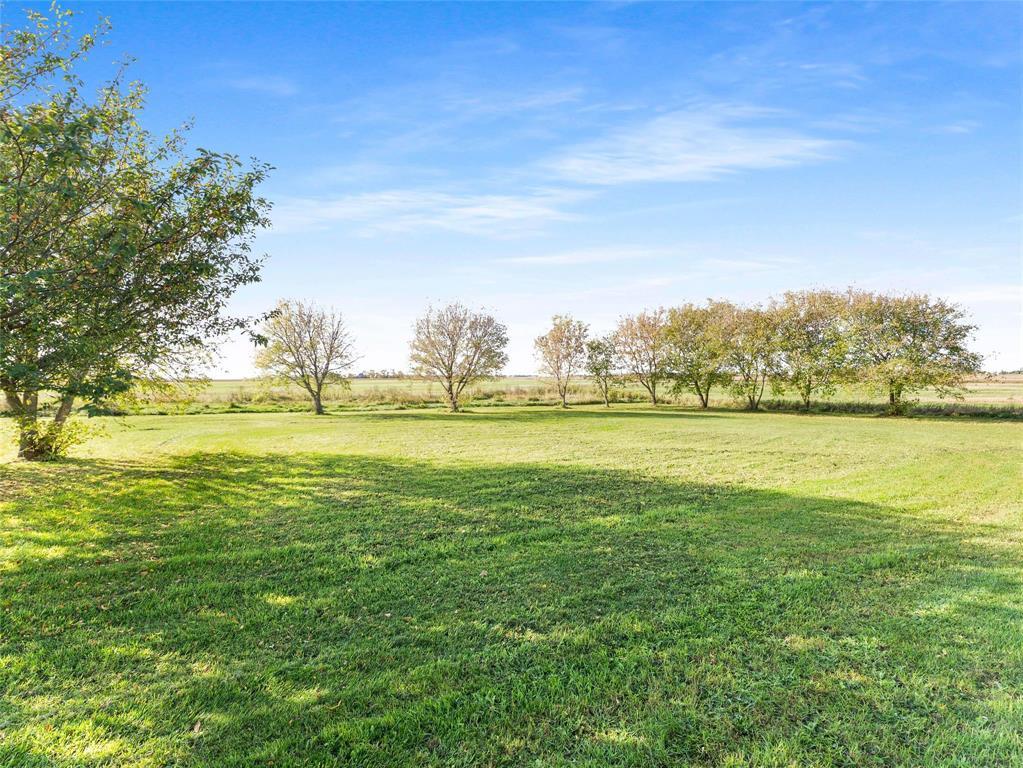 43018 80 Road N Property Photo 6