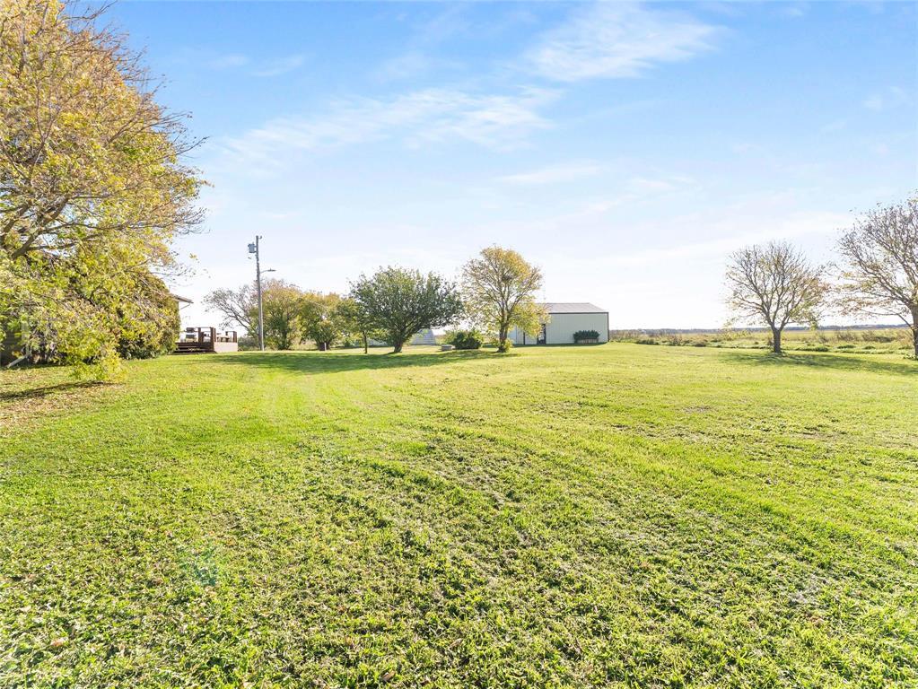 43018 80 Road N Property Photo 8