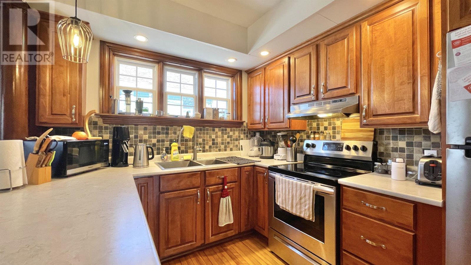 115 Summer Street Property Photo 17