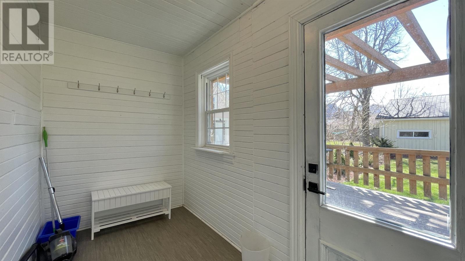 115 Summer Street Property Photo 29
