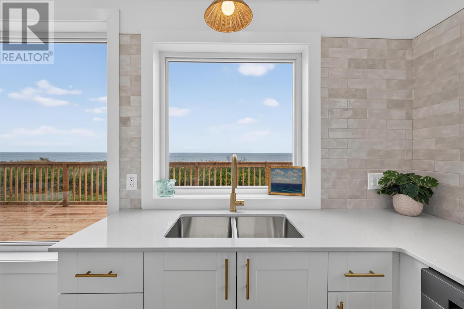 18 Oceanview Lane Property Photo 8