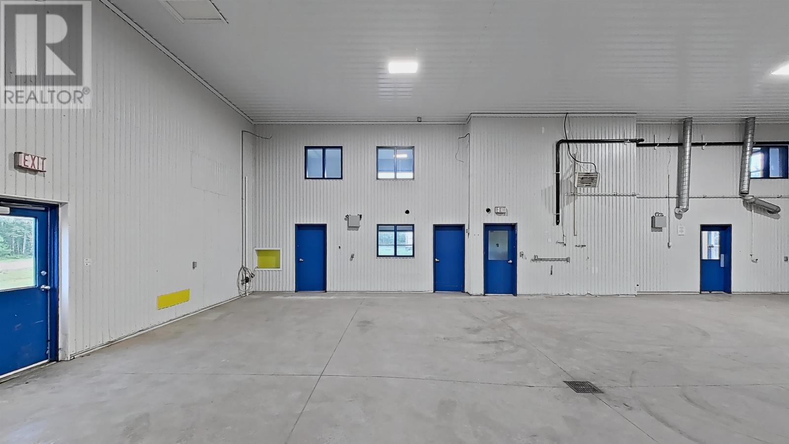 6431 Commercial Road Property Photo 46