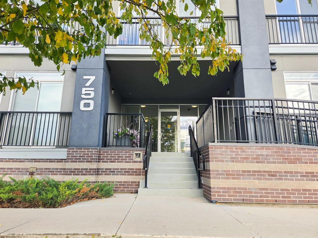 201 750 Tache Avenue Property Photo 3