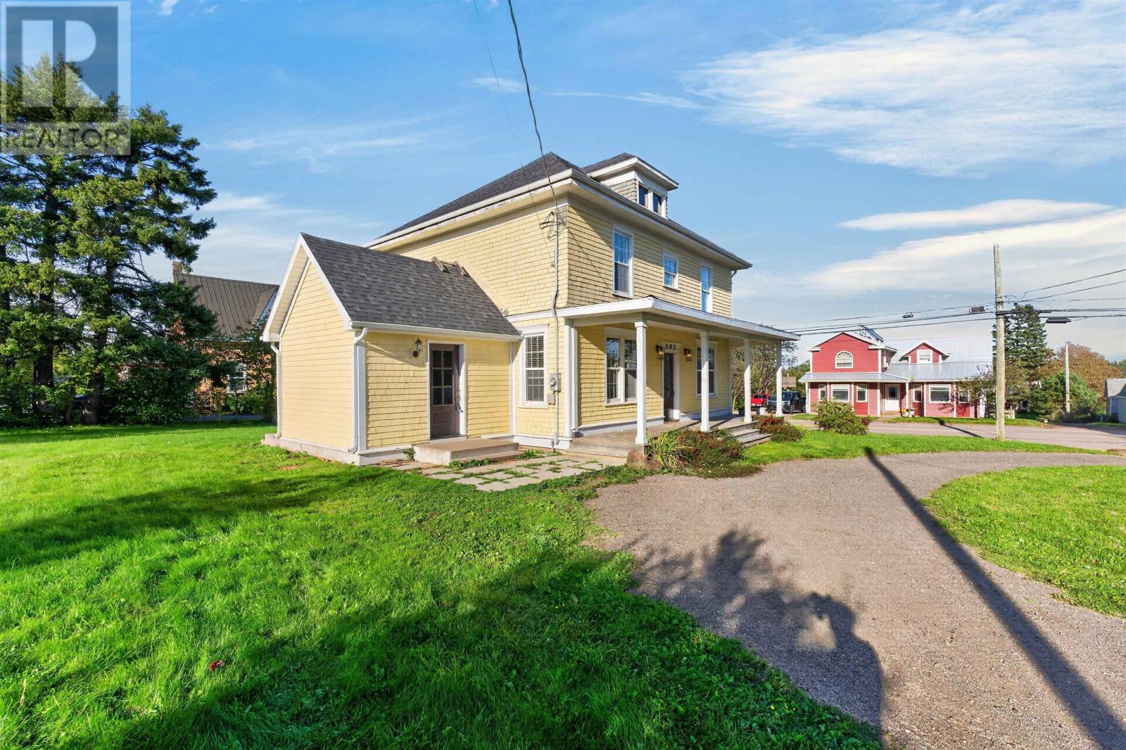 1 Maple Property Photo 4