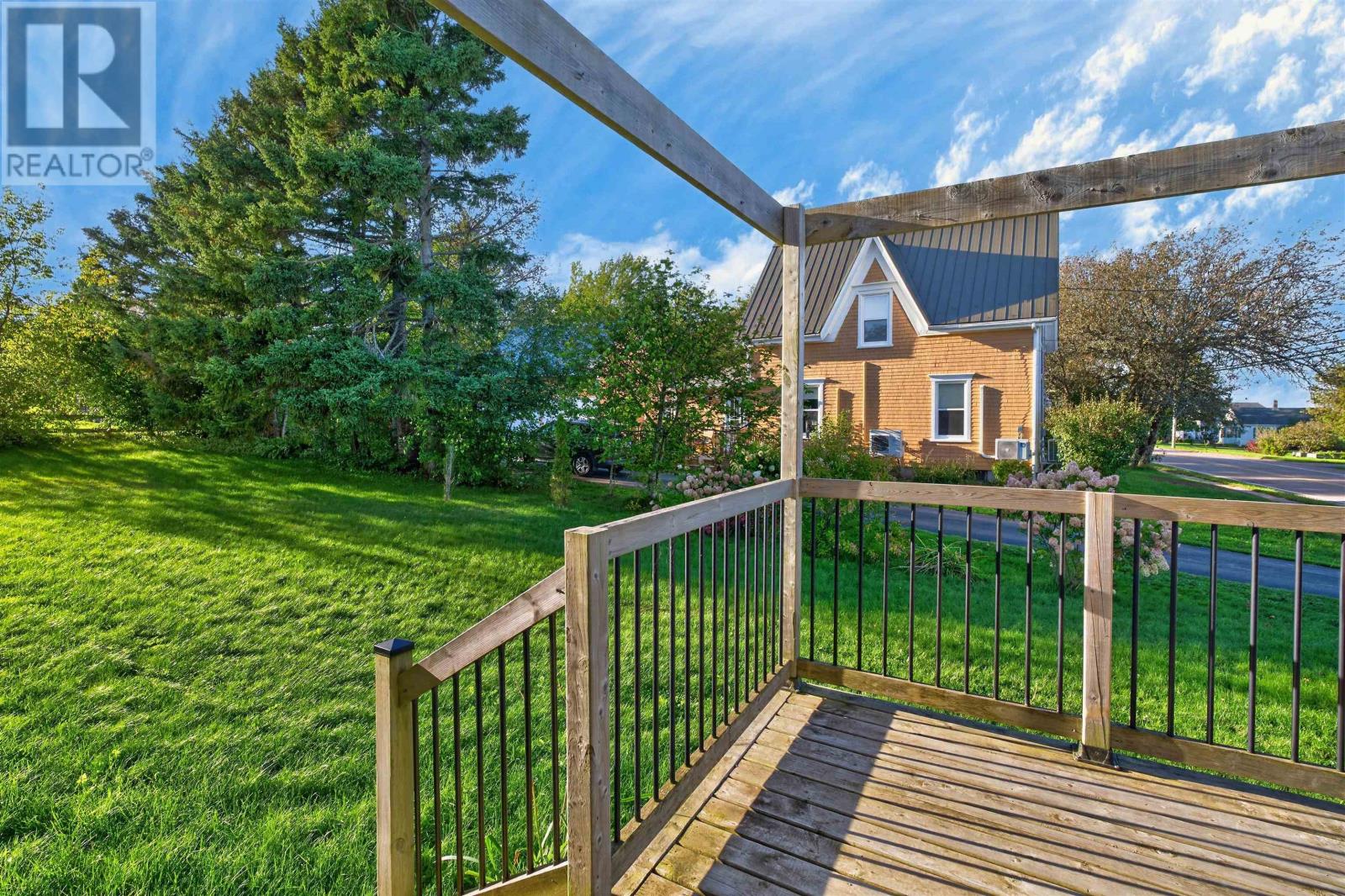 1 Maple Property Photo 38