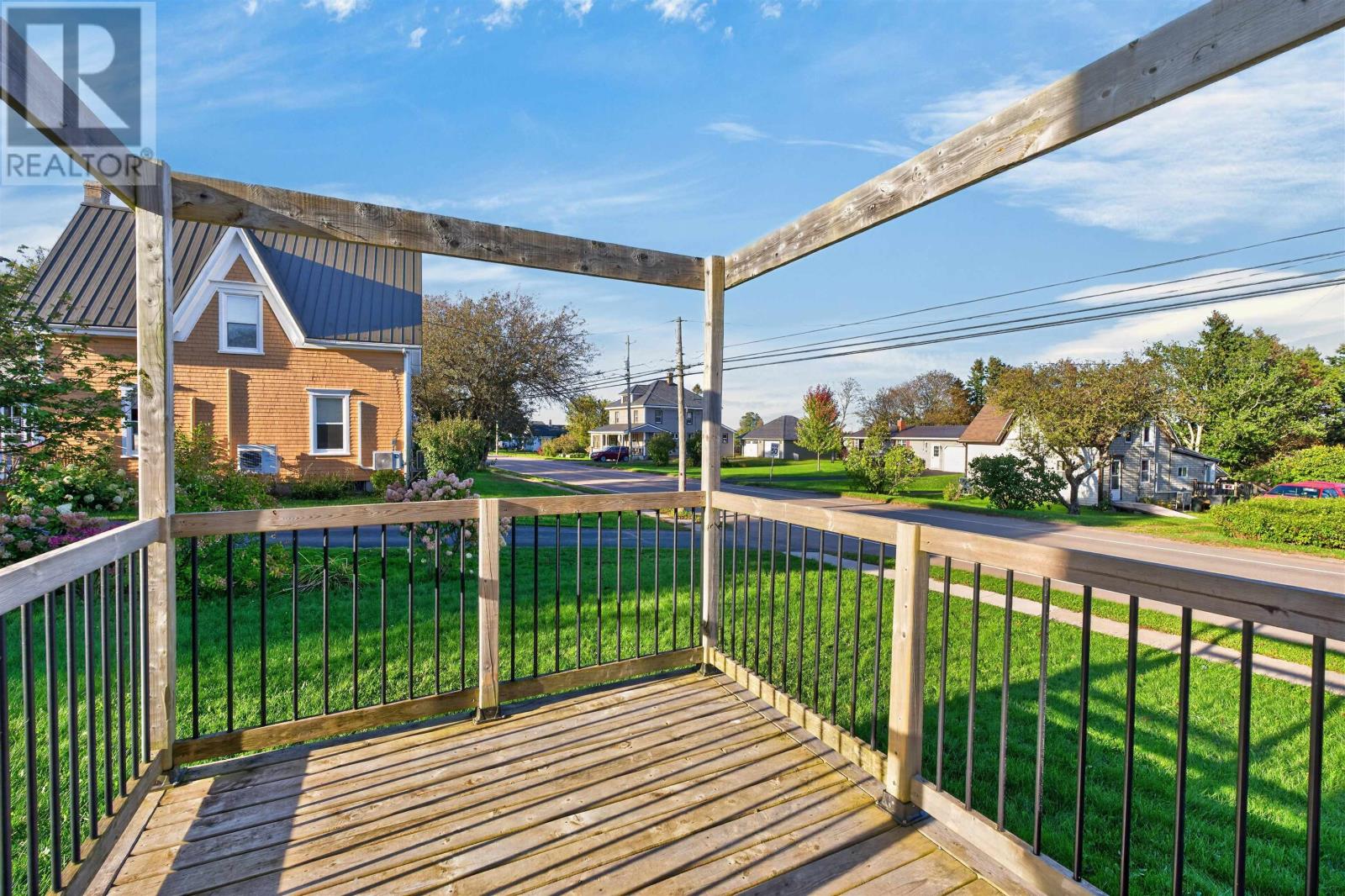 1 Maple Property Photo 39