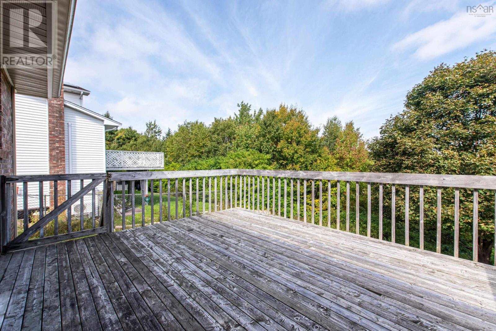 96 Thornhill Drive Property Photo 30