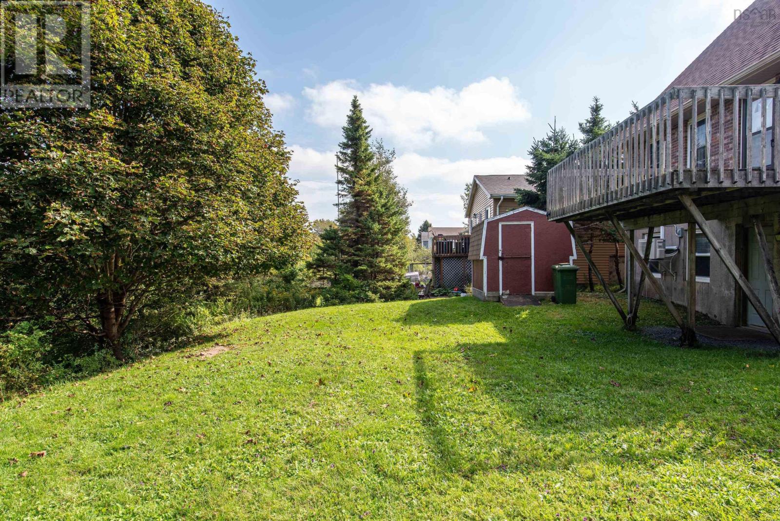96 Thornhill Drive Property Photo 32