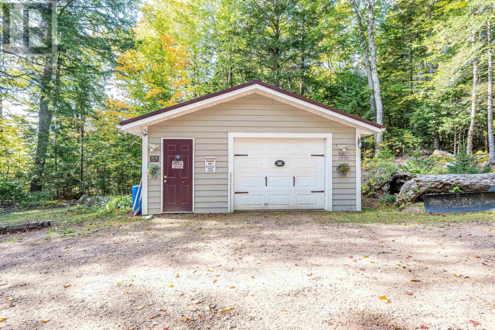 450 Lakeside Drive Property Photo 44