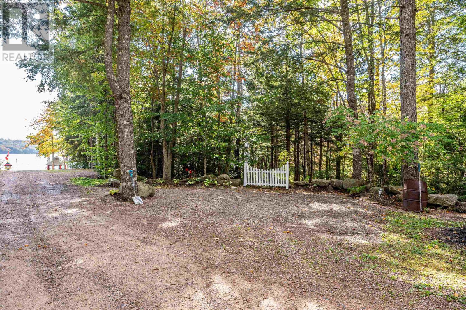 450 Lakeside Drive Property Photo 45