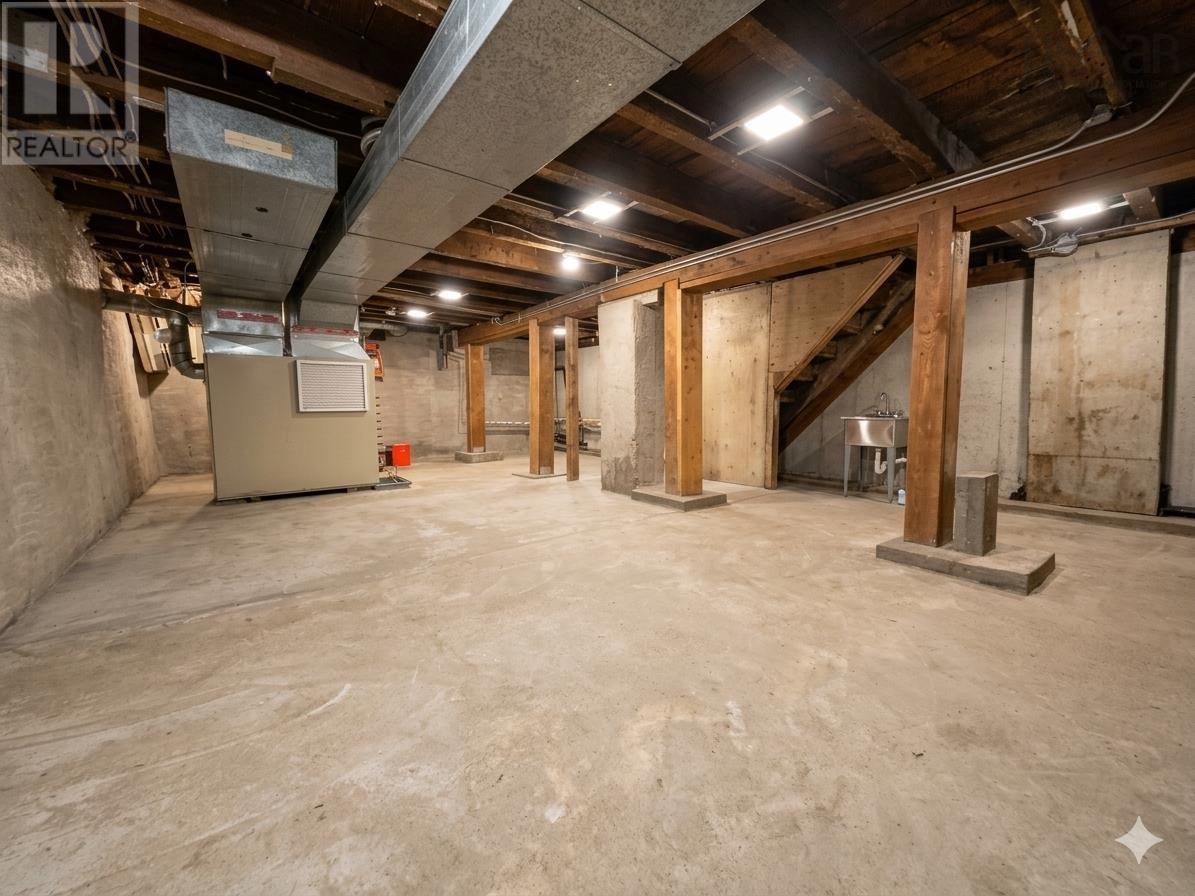 2490 John Street Property Photo 34
