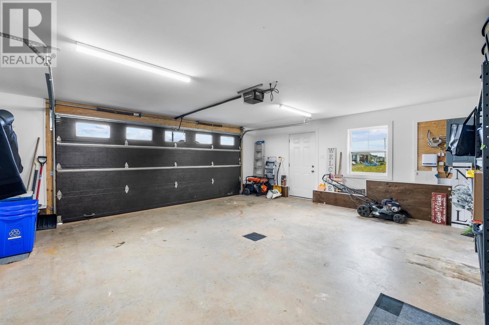 94 Water's Edge Lane Property Photo 41
