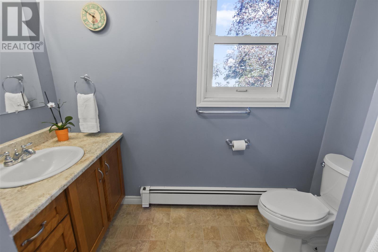 11 Holland Drive Property Photo 13