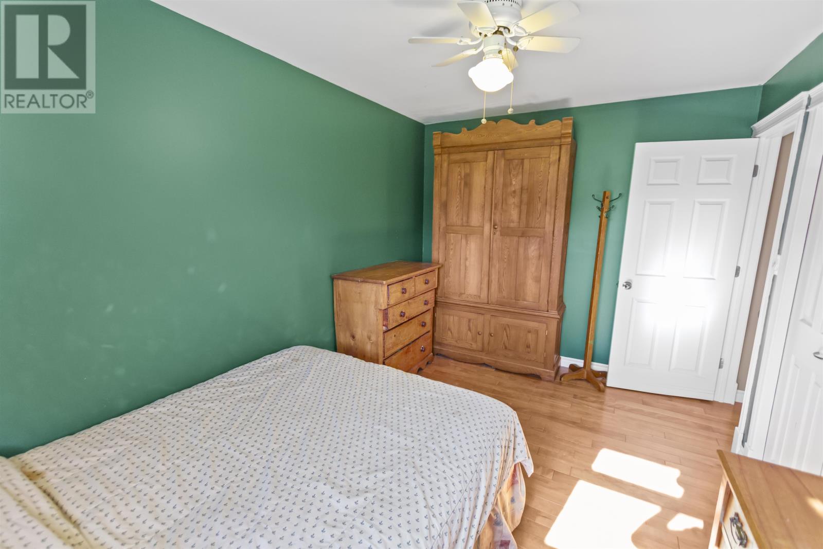 11 Holland Drive Property Photo 22
