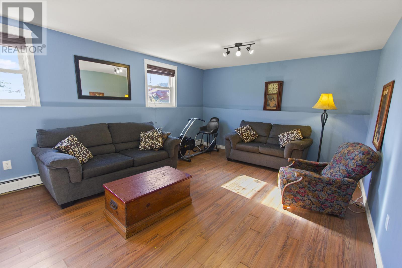 11 Holland Drive Property Photo 23