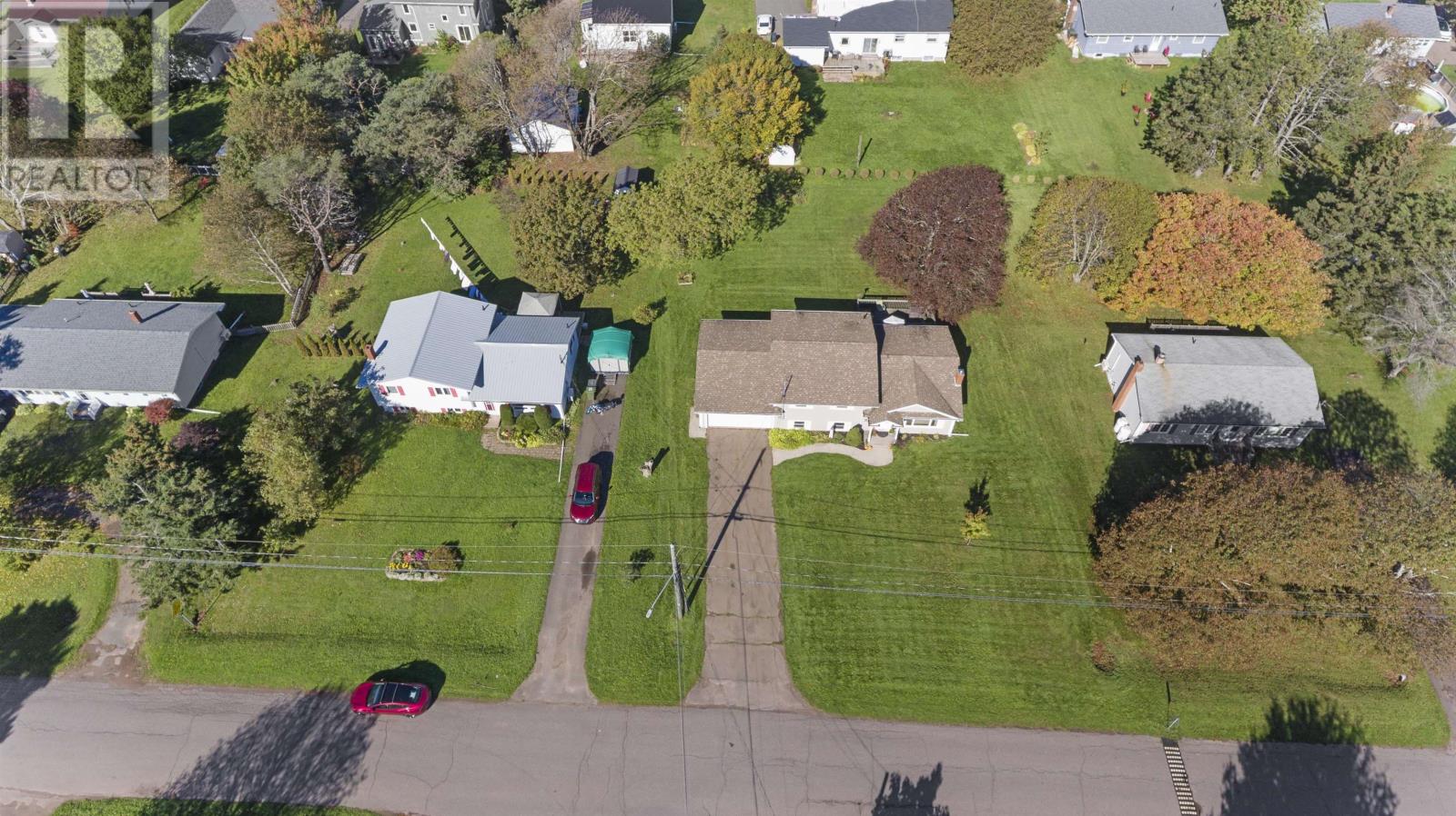 11 Holland Drive Property Photo 43