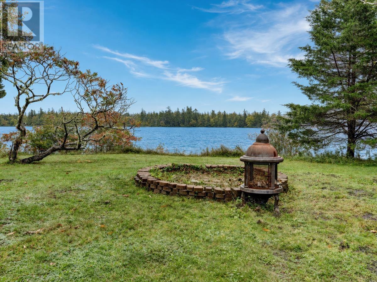 756 Brookside Road Property Photo 4