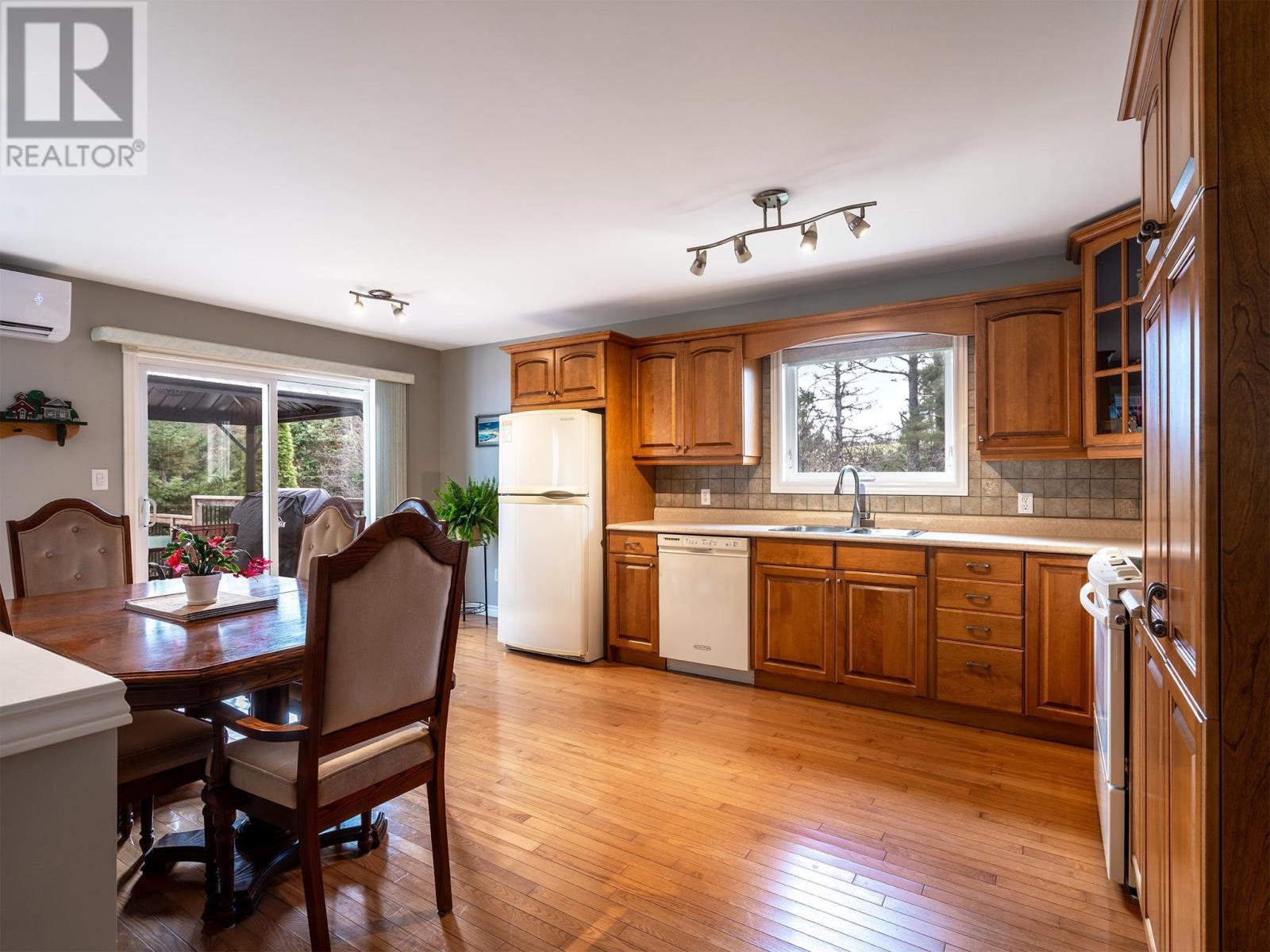 3693 Dixon Road Property Photo 5