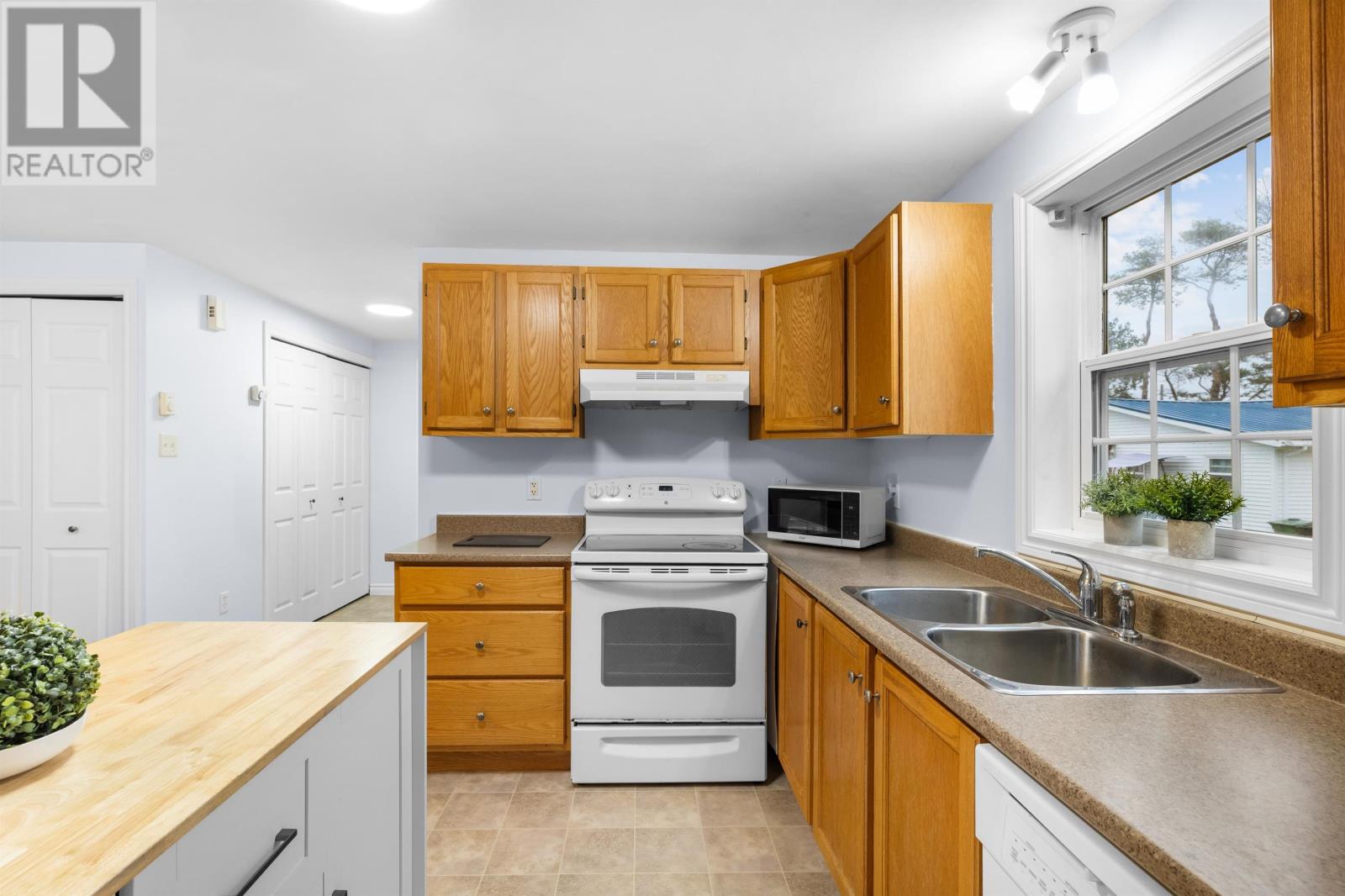 362 Buell Road Property Photo 11
