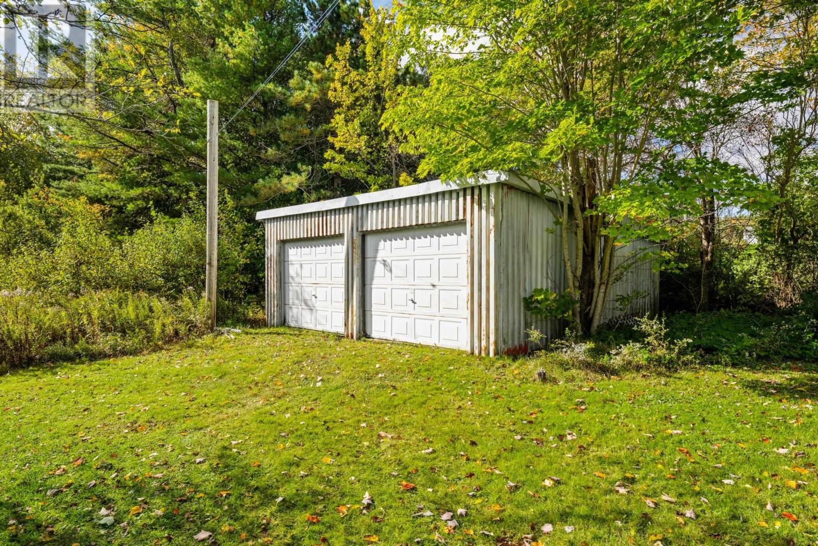 6 North Street Property Photo 8