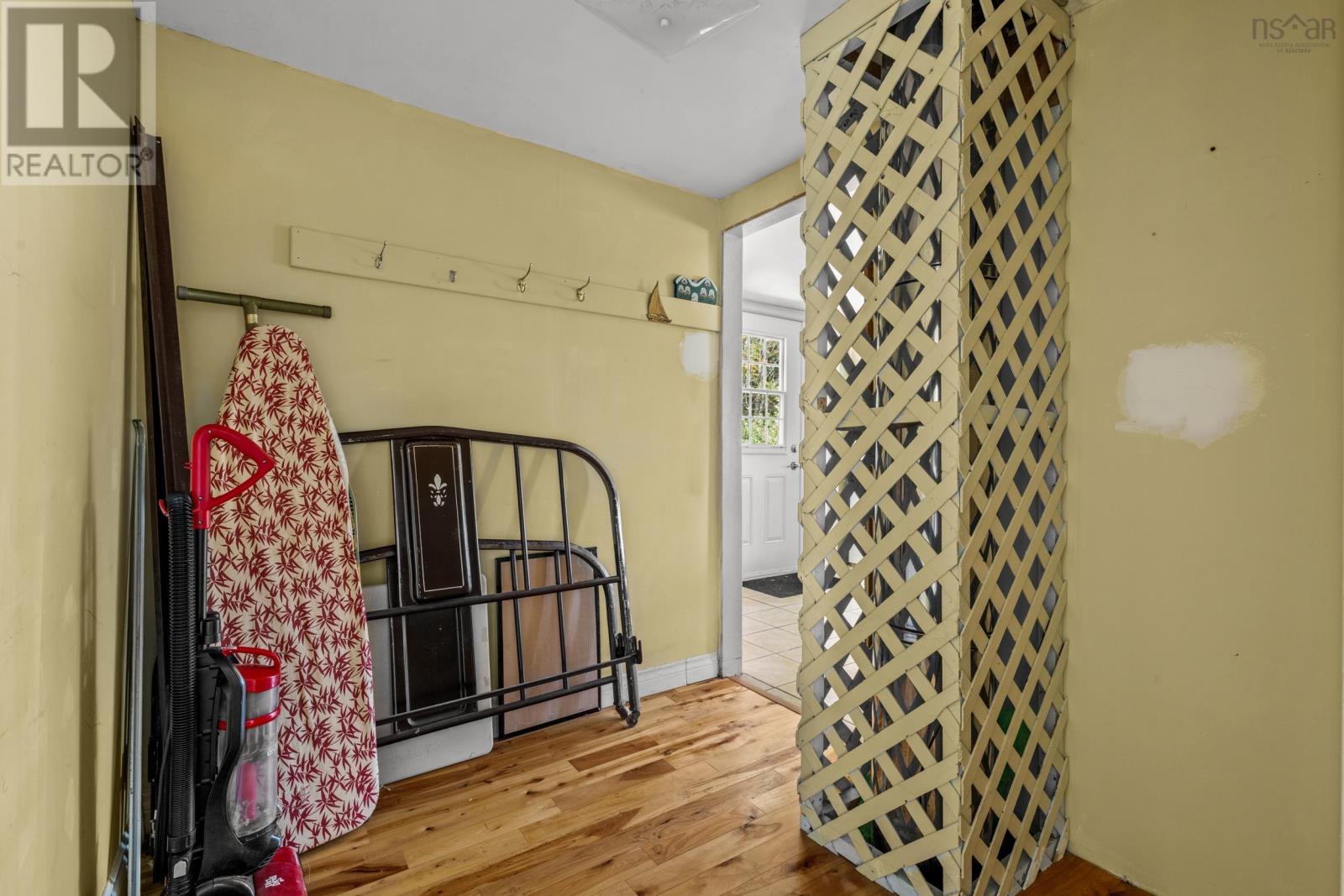 6 North Street Property Photo 21