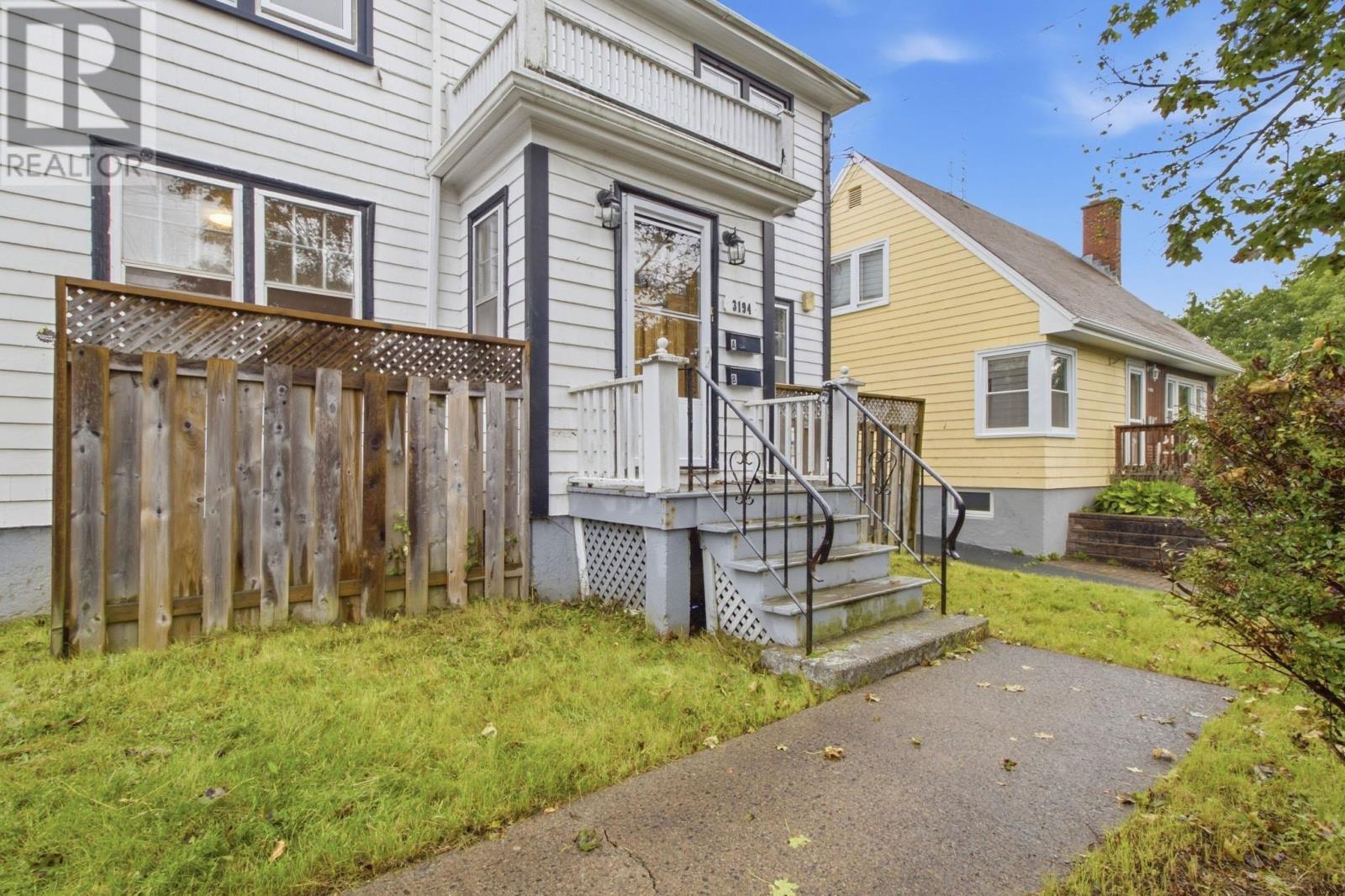 3194 Stanford Street Property Photo 3
