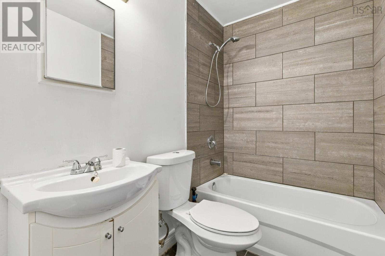 3194 Stanford Street Property Photo 13