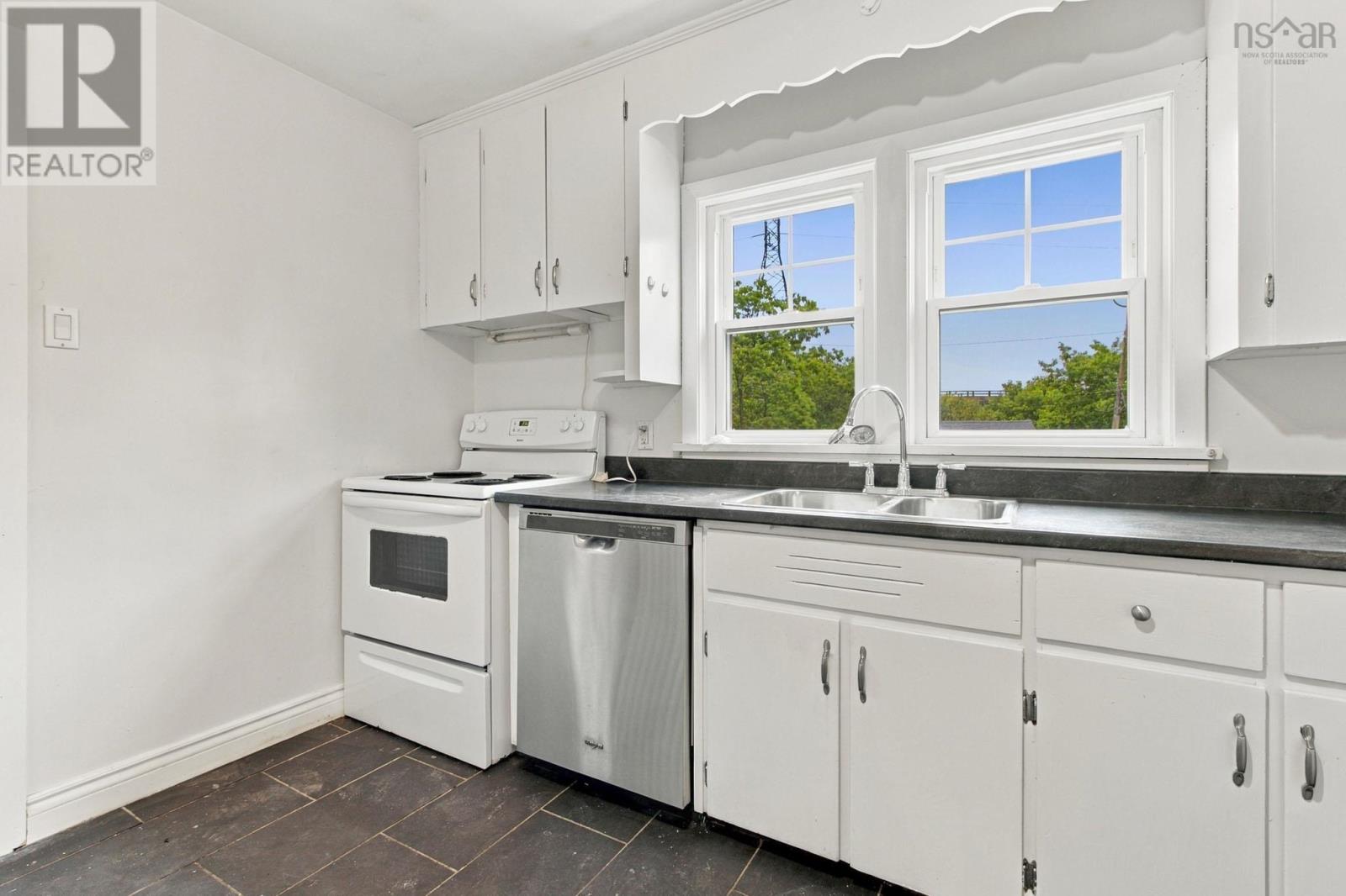 3194 Stanford Street Property Photo 22