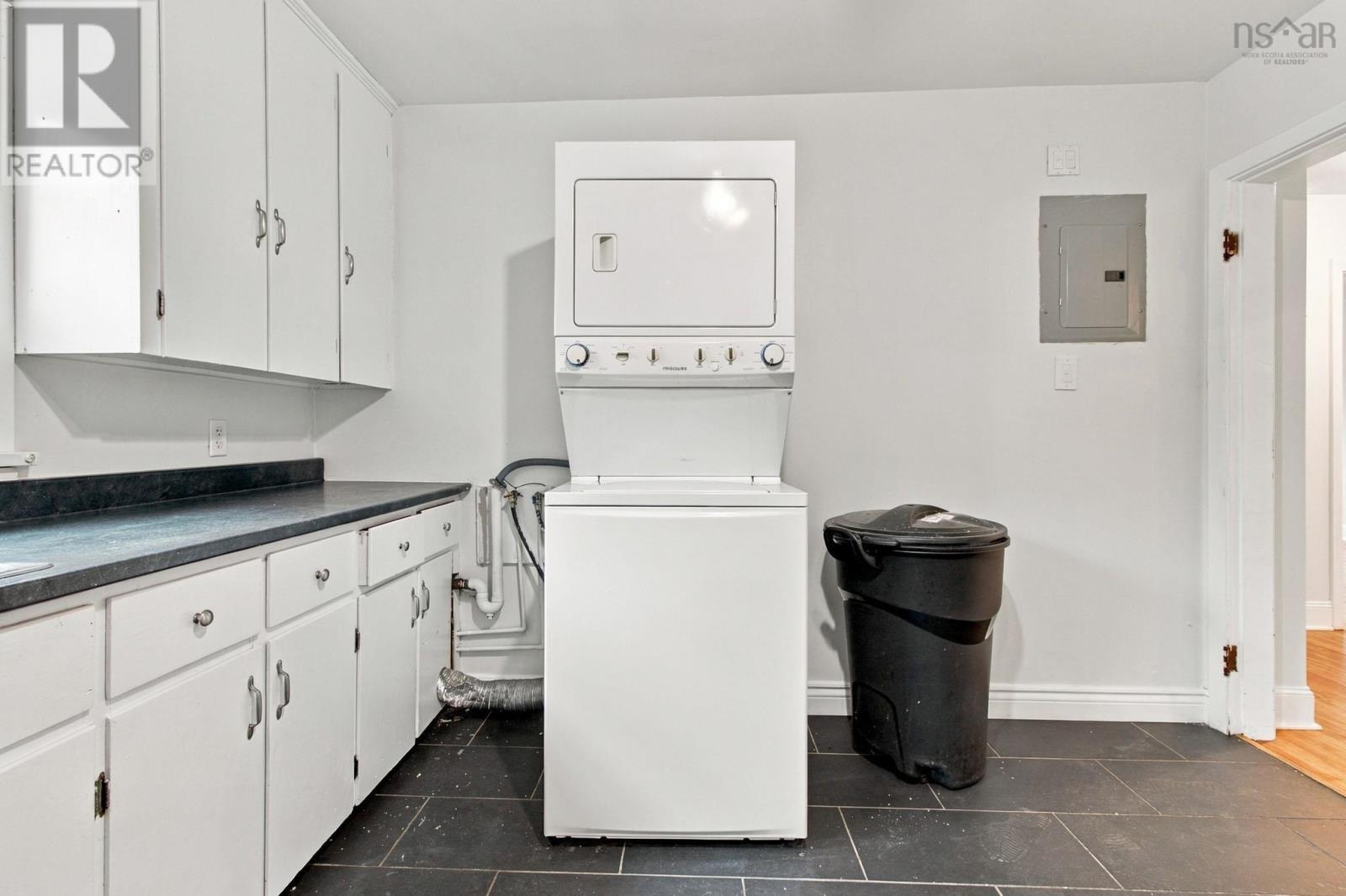 3194 Stanford Street Property Photo 24