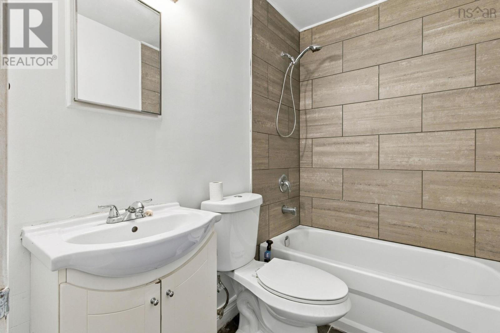 3194 Stanford Street Property Photo 25