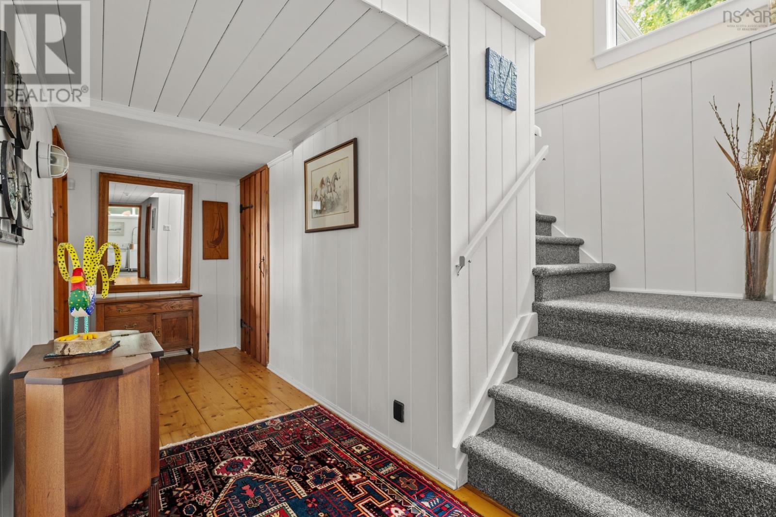 1077 Shore Drive Property Photo 25