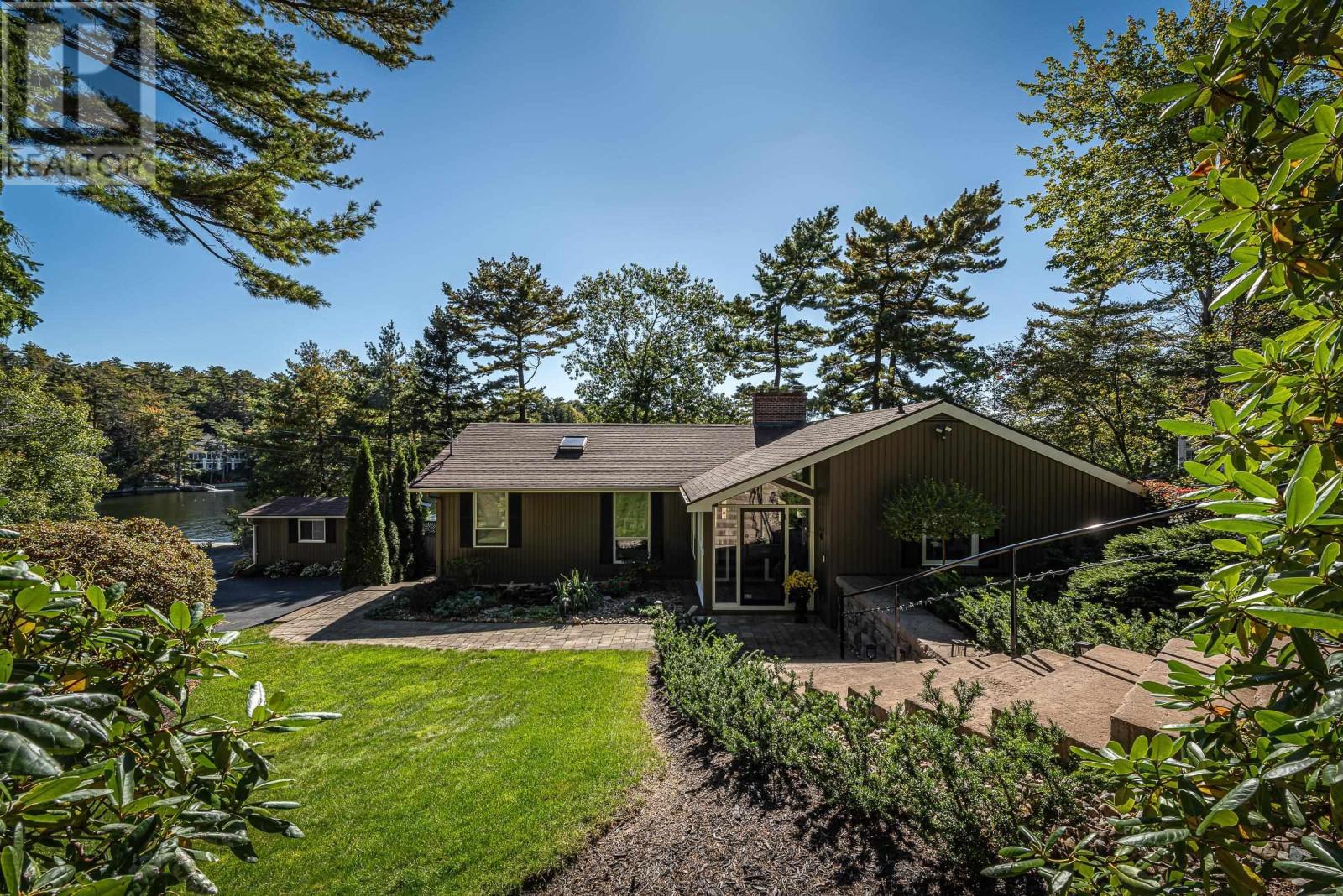 1077 Shore Drive Property Photo 31