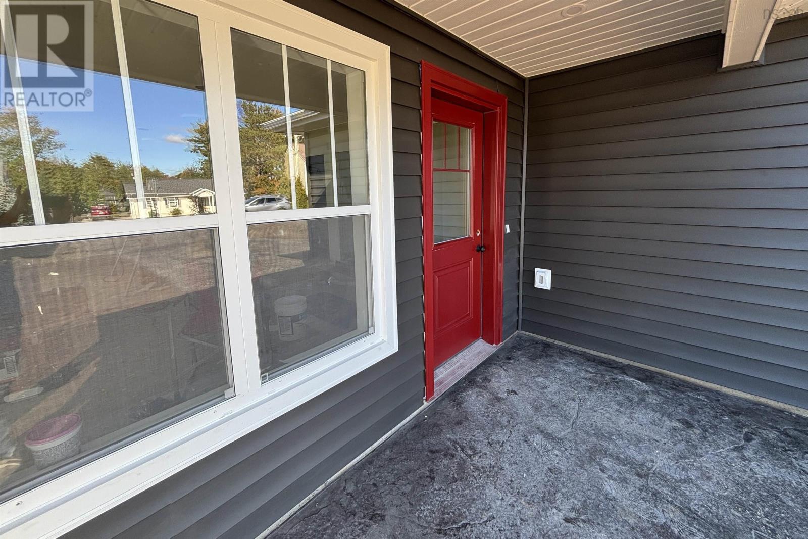 16 Hale Road Property Photo 6