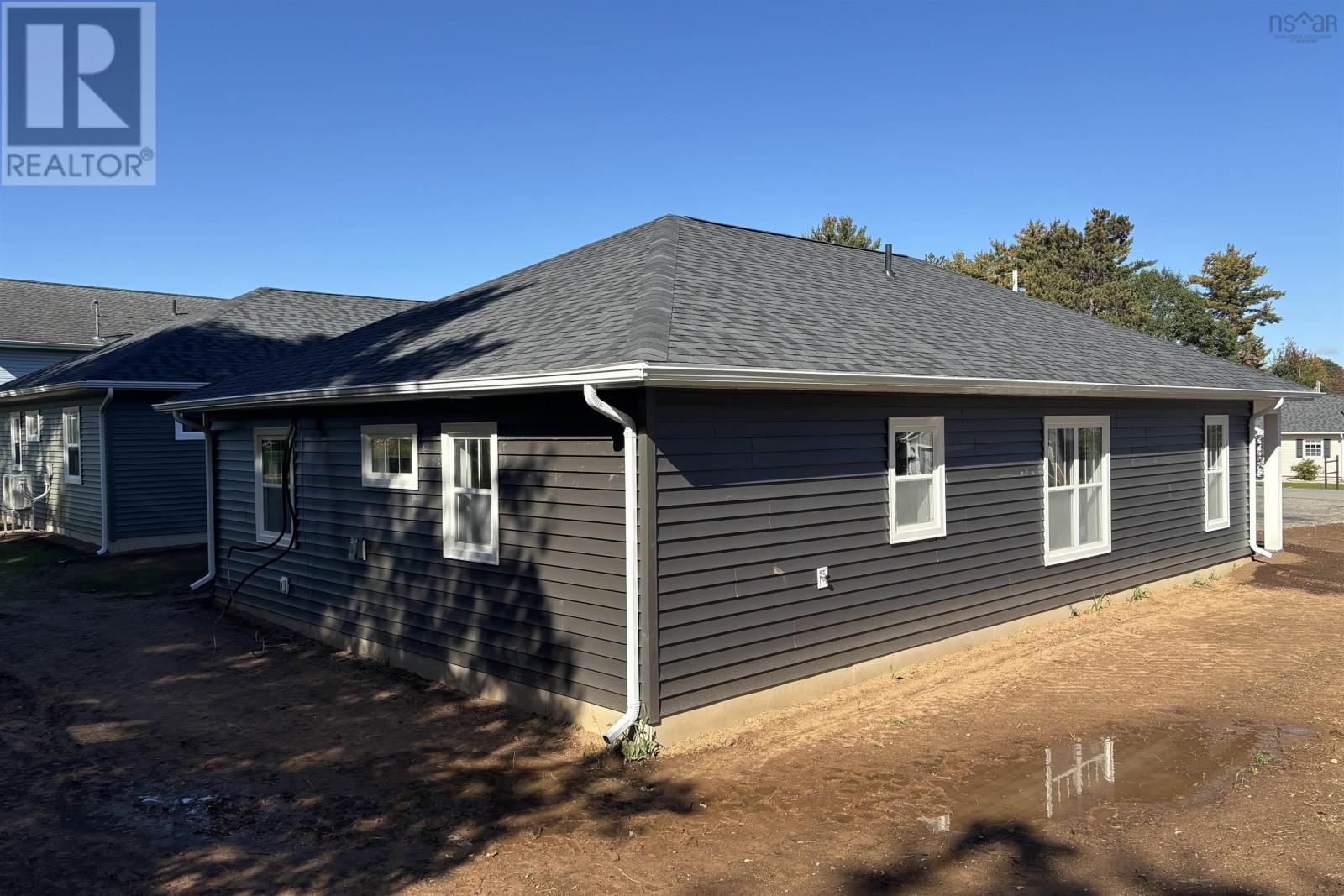 16 Hale Road Property Photo 10