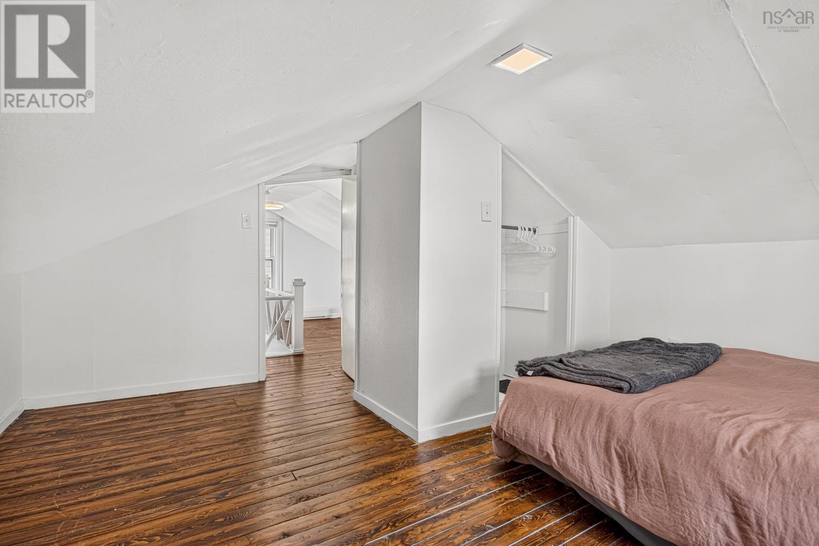 5385/87 Glebe Street Property Photo 9