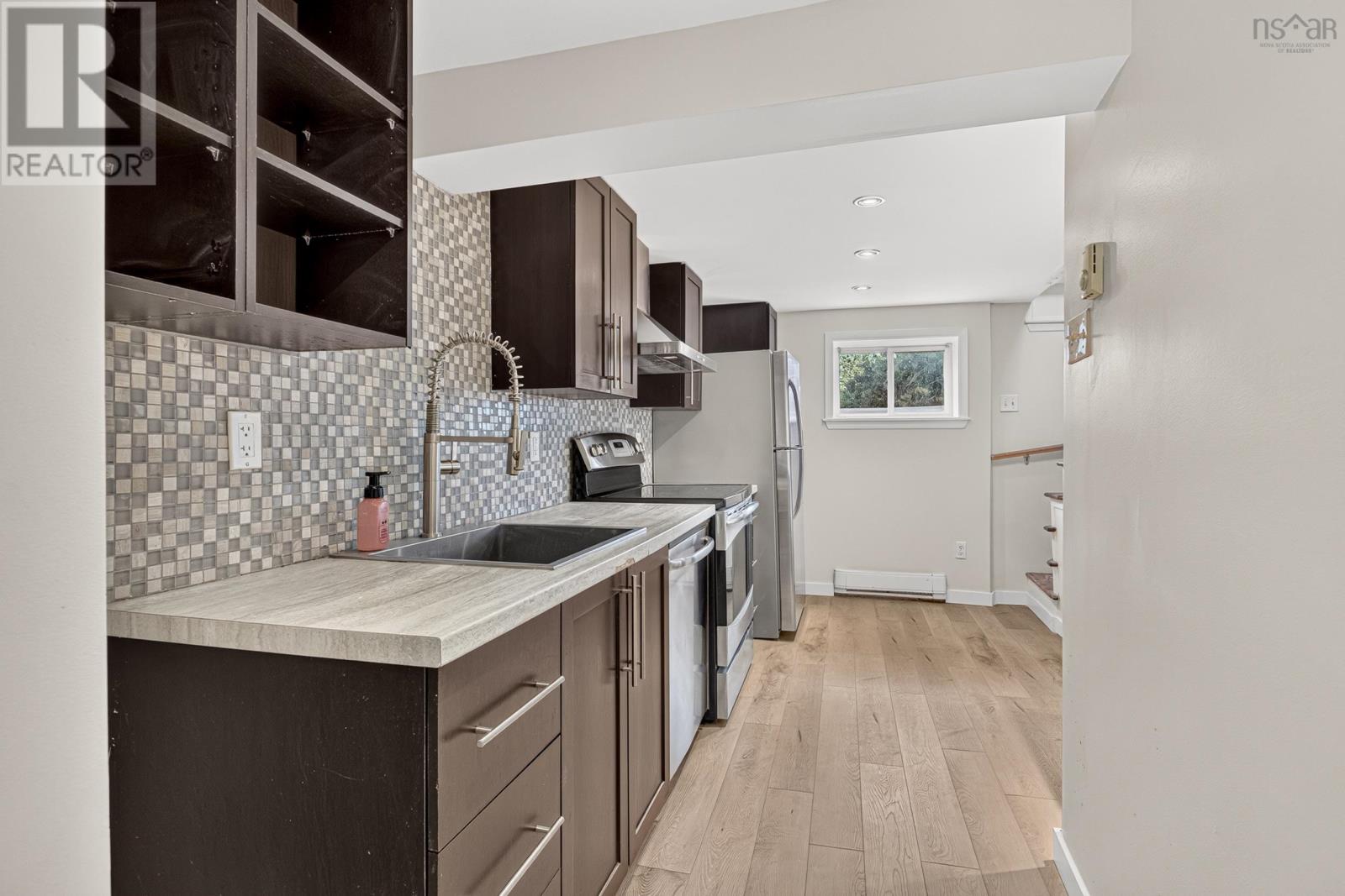 5385/87 Glebe Street Property Photo 11