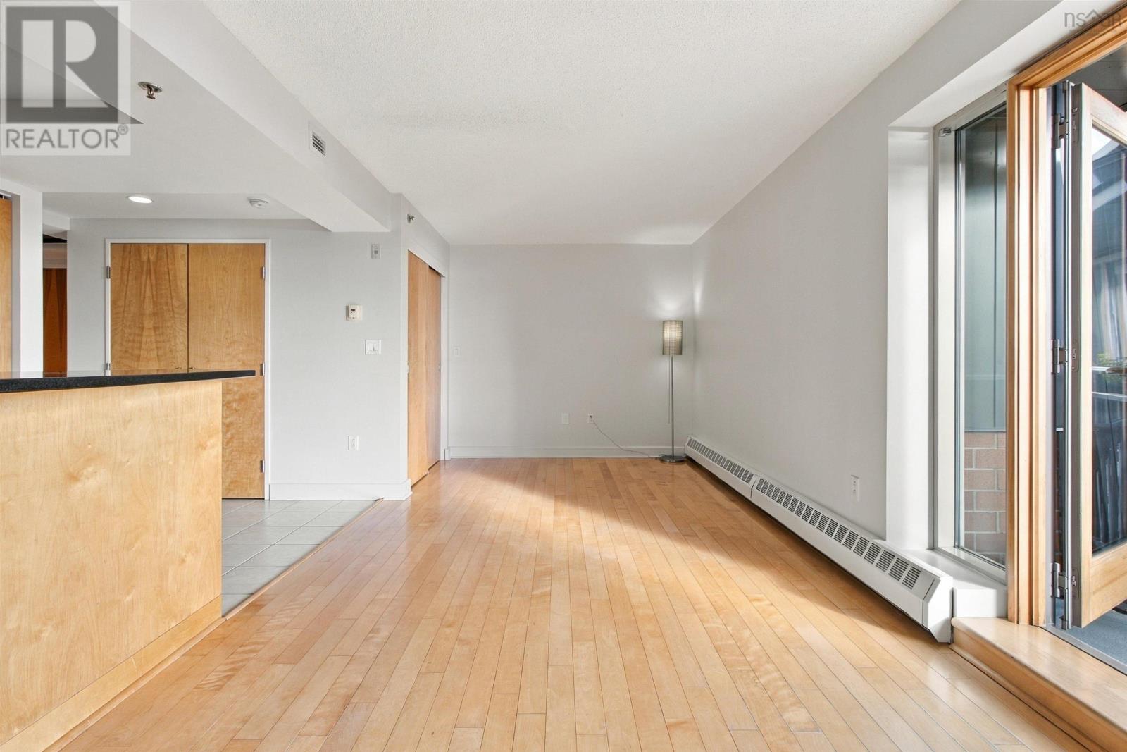 526 1477 Lower Water Street Property Photo 10