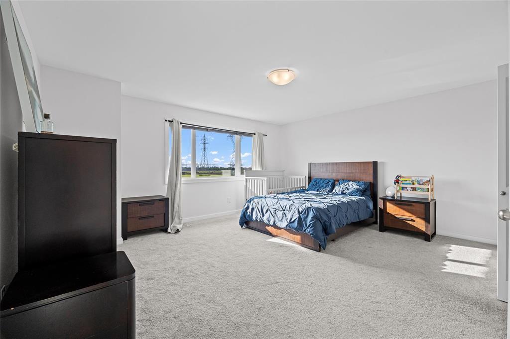 46 Dumontet Crescent Property Photo 13