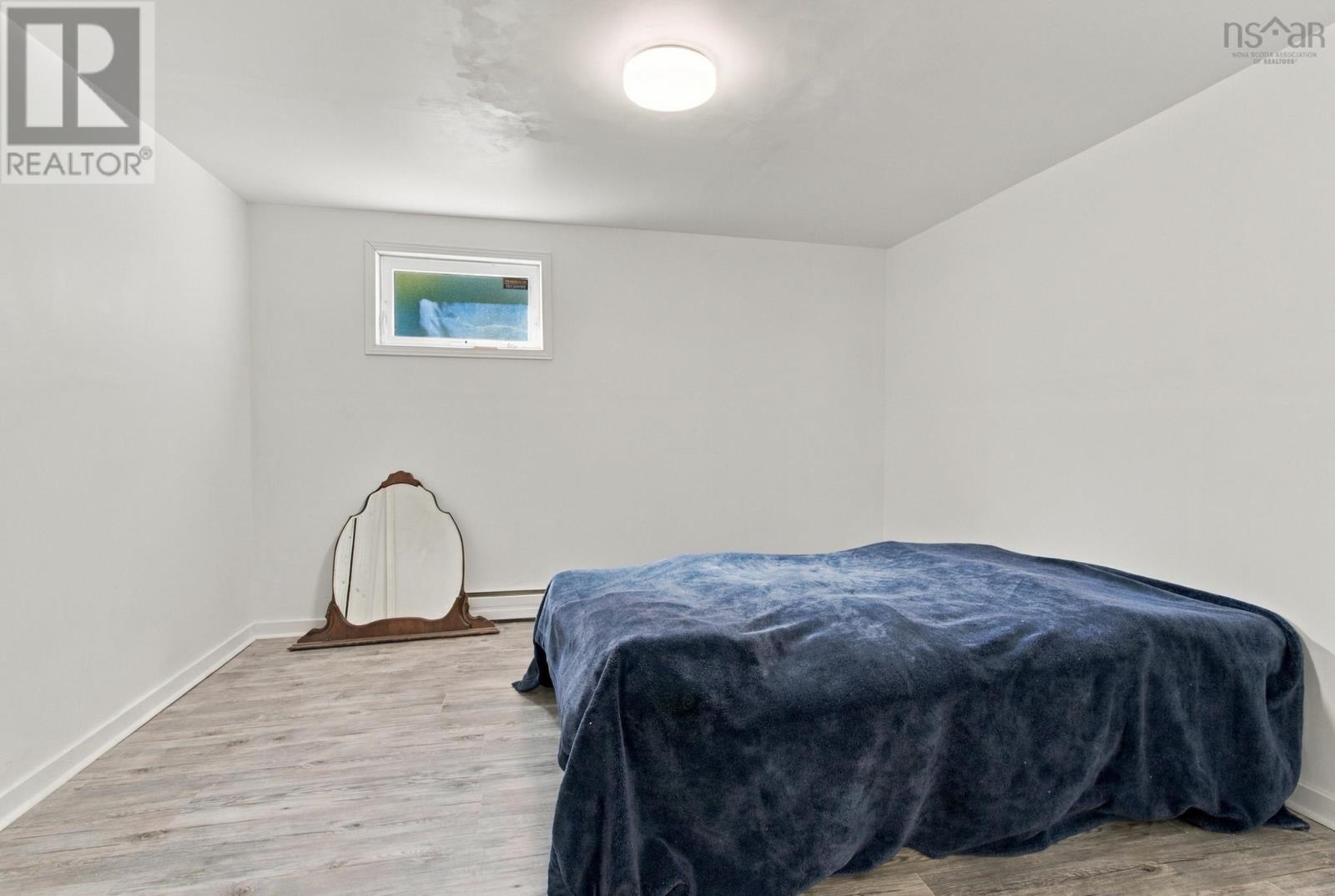 8 Edward Laurie Drive Property Photo 30