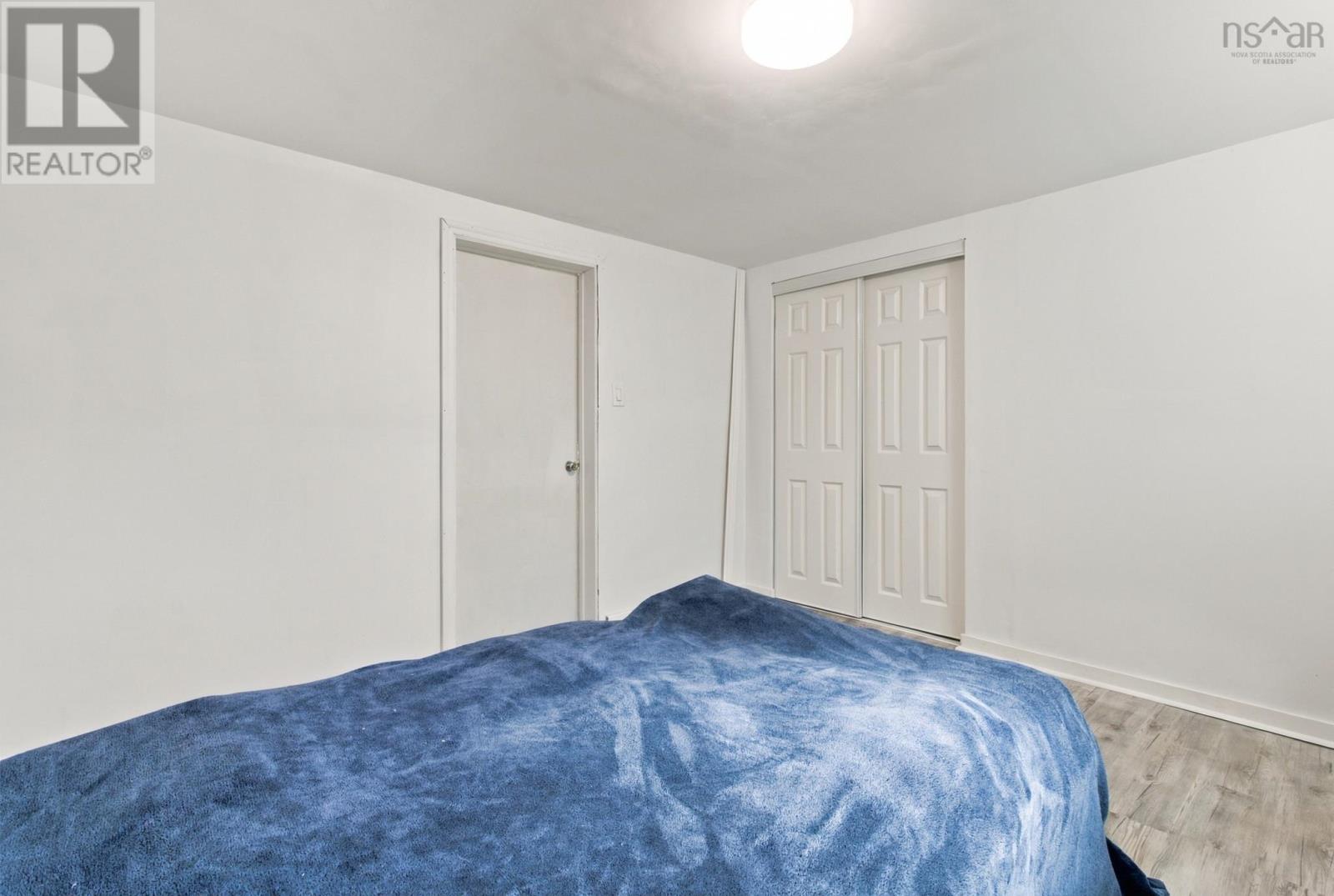 8 Edward Laurie Drive Property Photo 31