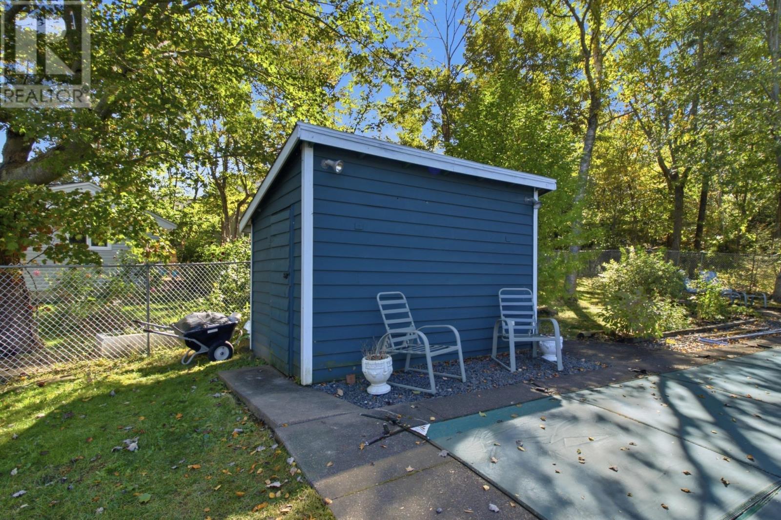 8 Edward Laurie Drive Property Photo 37