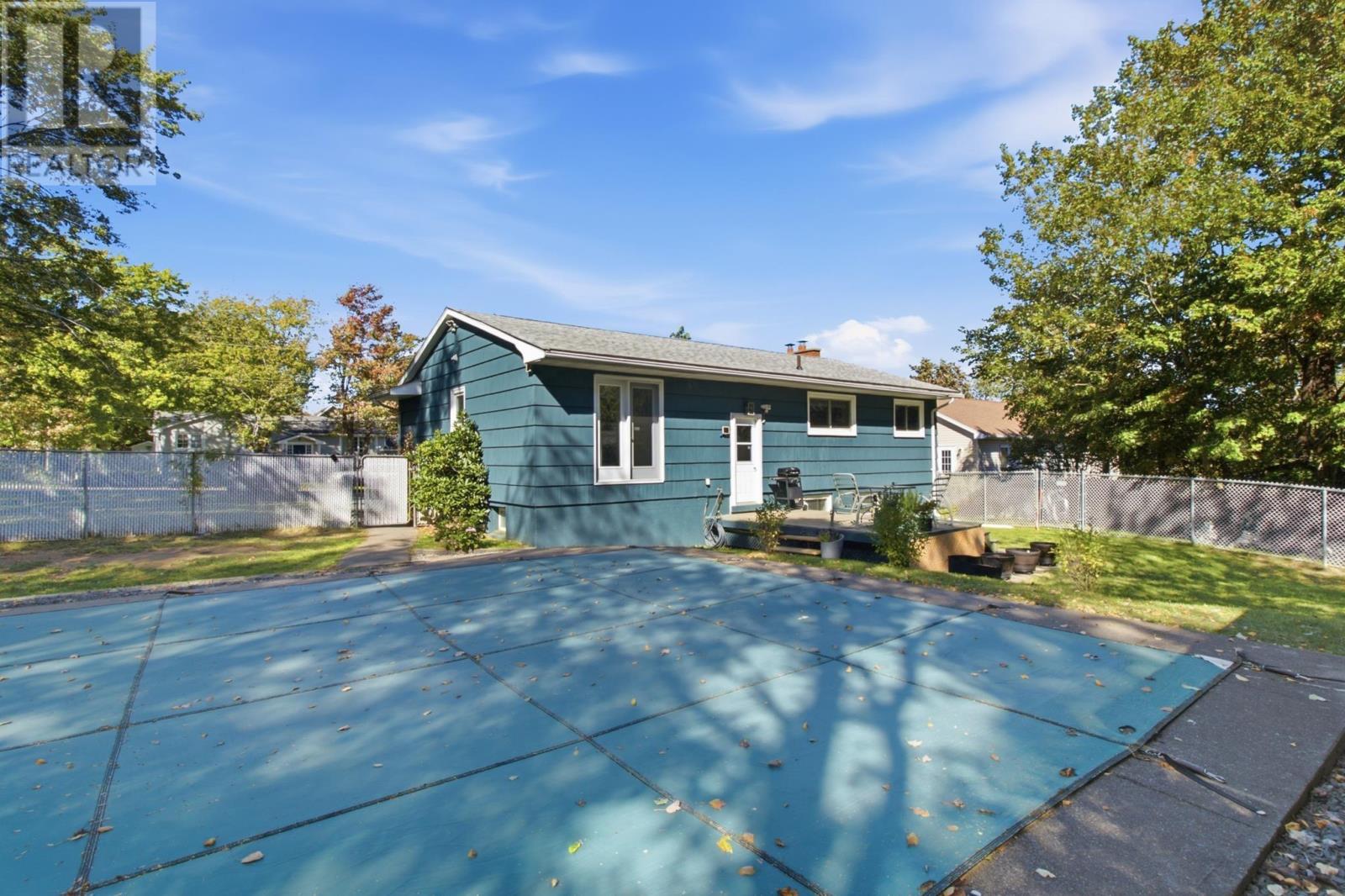 8 Edward Laurie Drive Property Photo 38