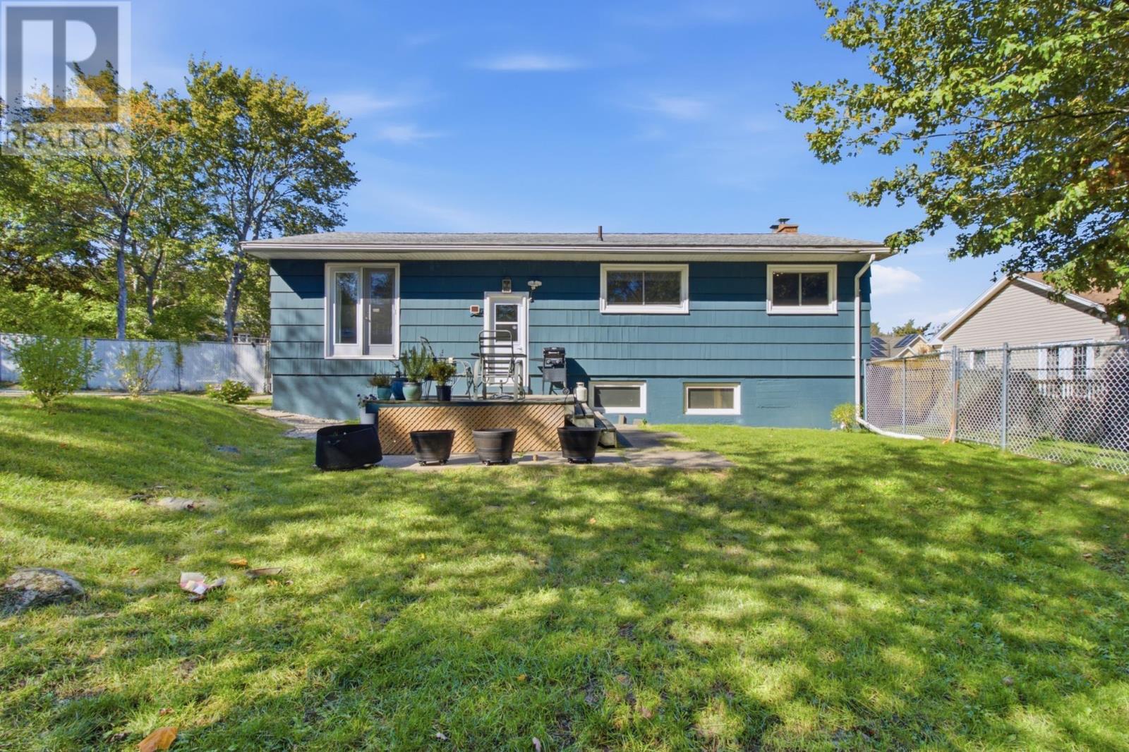 8 Edward Laurie Drive Property Photo 39