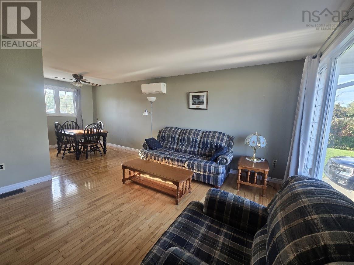 383 - 393 Welsford Street Property Photo 7