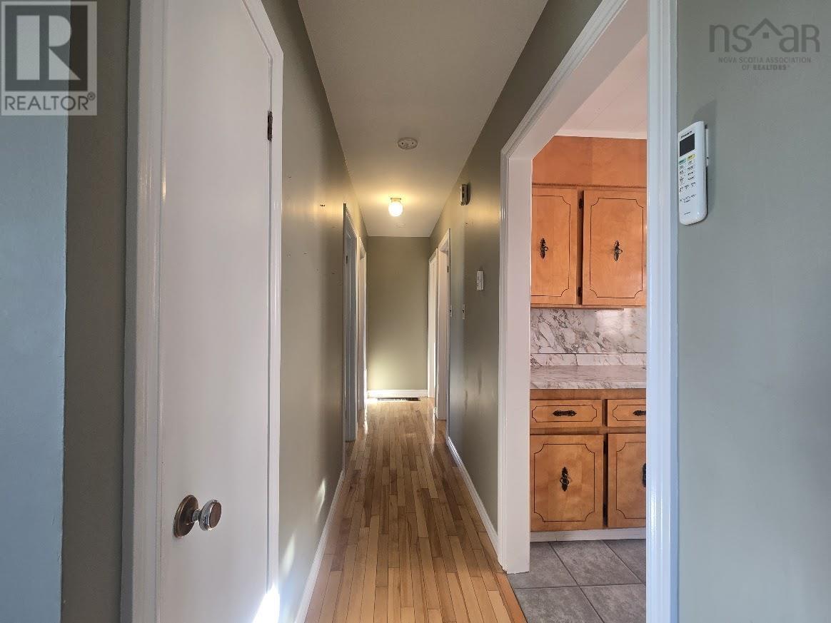 383 - 393 Welsford Street Property Photo 8